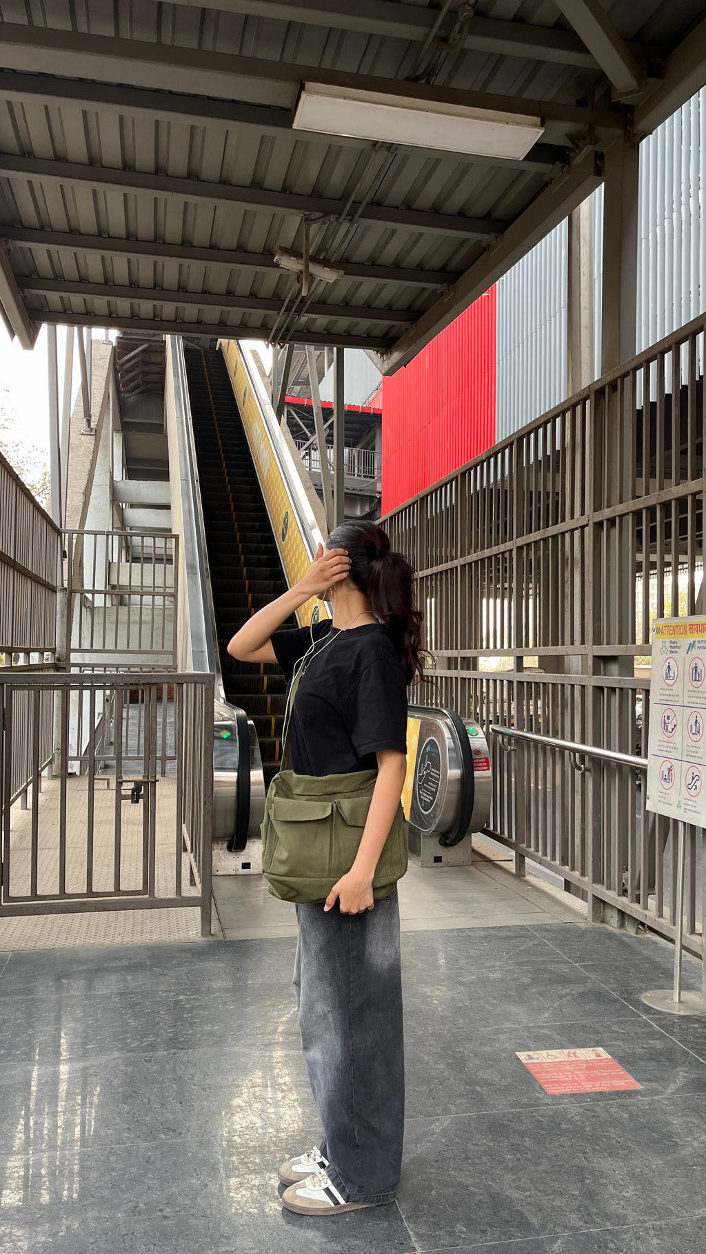 Matcha messenger bag